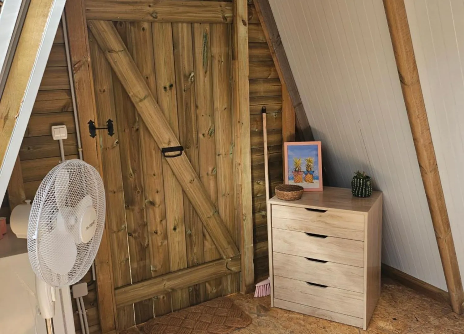 キャンプ場 Glamping Lodge Estartit レスタルティット スペイン