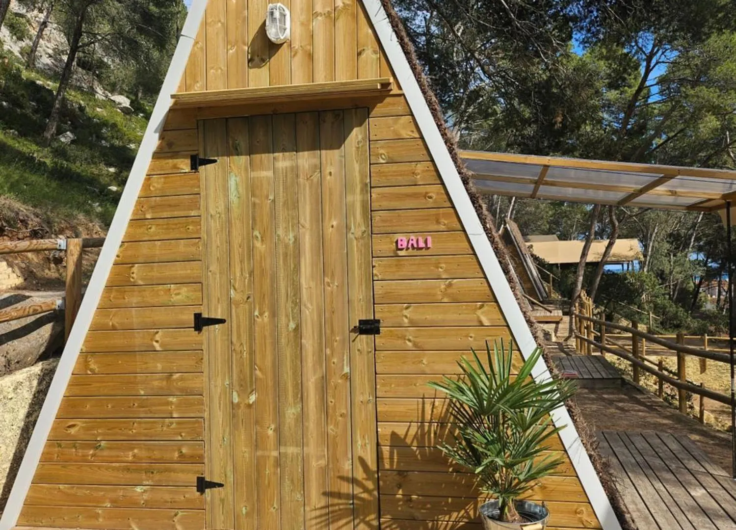 Glamping Lodge Estartit レスタルティット